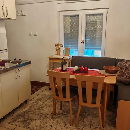 House Provance Holiday home Brod na Kupi
