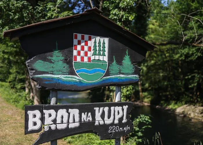 度假居 House Provance Brod na Kupi